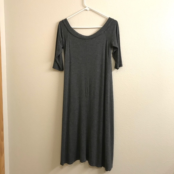 Annabelle Jersey Off The Shoulder Tulip Split Front Tunic In Charcoal Heather - Picture 8 of 9